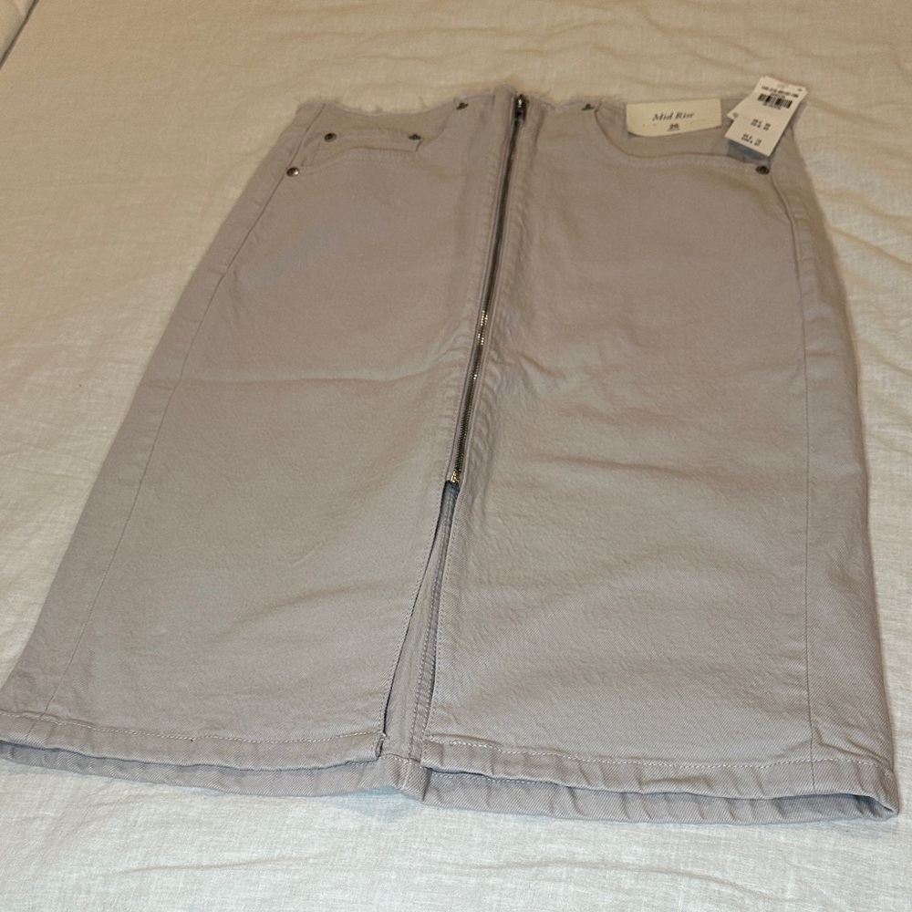 Abercrombie & Fitch Light Gray Pencil Skirt